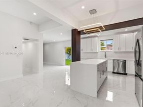 14801 NW 5th Ave, Miami FL 33168