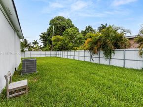 14801 NW 5th Ave, Miami FL 33168