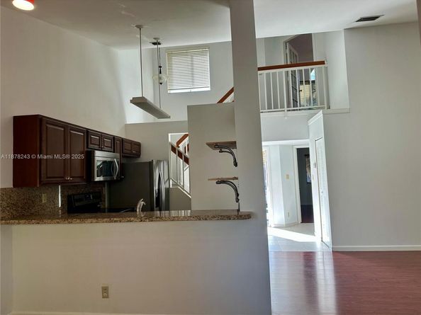 9435 SW 140th Ct 9435, Miami FL 33186