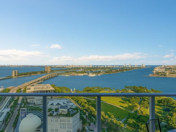 1040 Biscayne Blvd 2603, Miami FL 33132