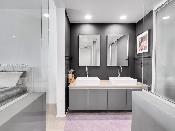 1040 Biscayne Blvd 2603, Miami FL 33132