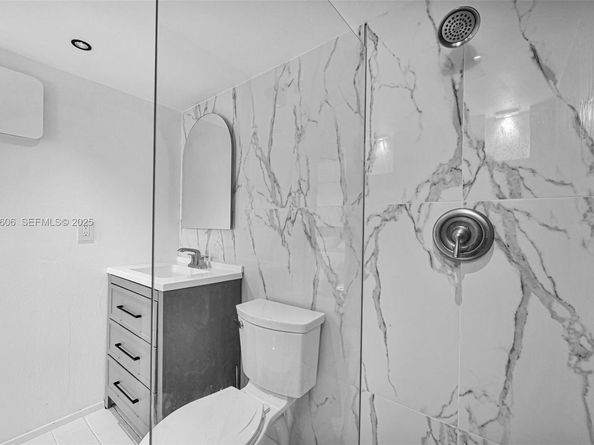 6303 NW 71st Ave, Tamarac FL 33321