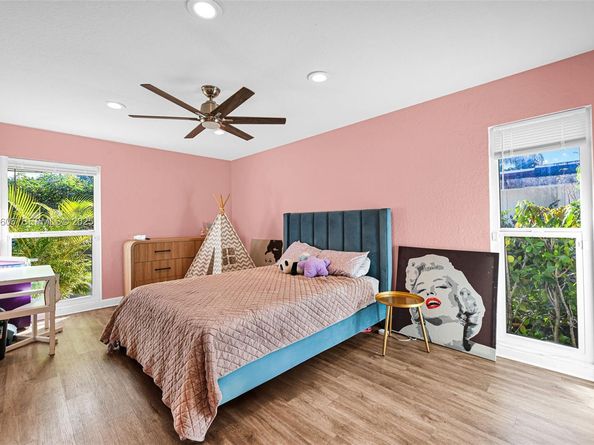 6303 NW 71st Ave, Tamarac FL 33321