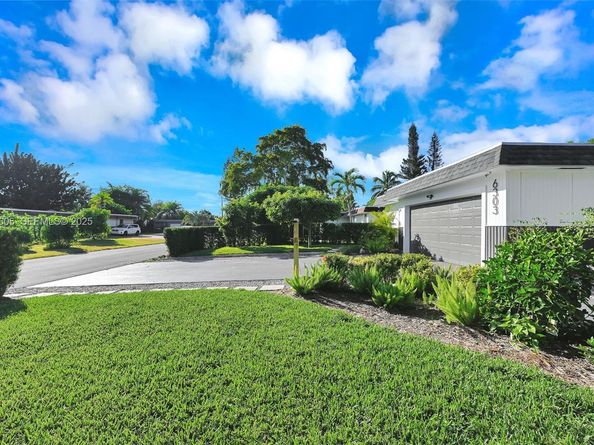 6303 NW 71st Ave, Tamarac FL 33321