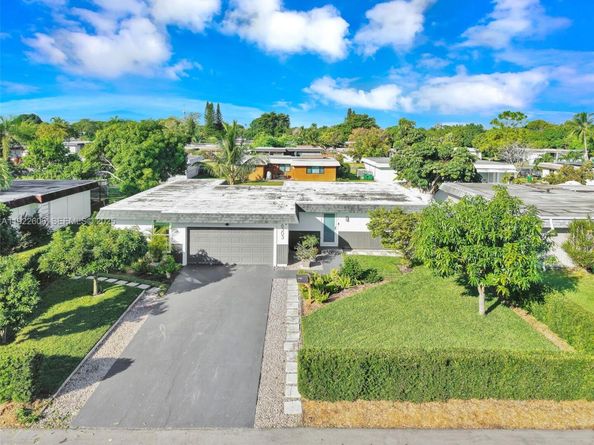 6303 NW 71st Ave, Tamarac FL 33321