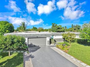 6303 NW 71st Ave, Tamarac FL 33321