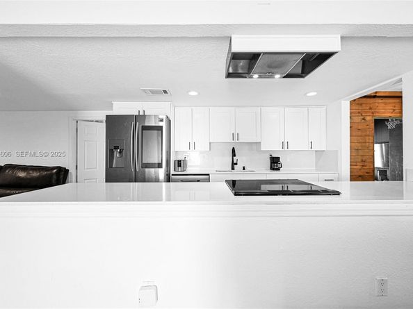 6303 NW 71st Ave, Tamarac FL 33321