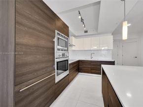 301 Altara Ave 511, Coral Gables FL 33146