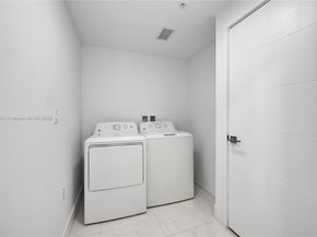 301 Altara Ave 511, Coral Gables FL 33146