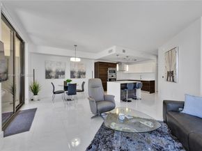 301 Altara Ave 511, Coral Gables FL 33146