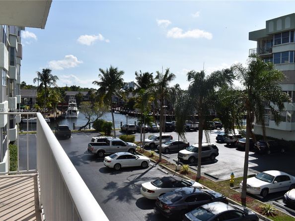 16570 NE 26th Ave 3C, North Miami Beach FL 33160