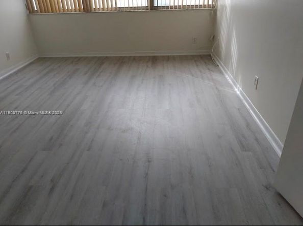 16570 NE 26th Ave 3C, North Miami Beach FL 33160