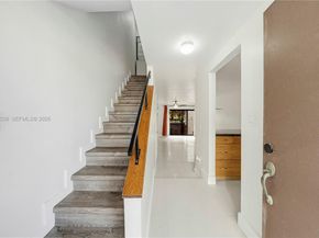 1901 NW S River Dr 30C, Miami FL 33125
