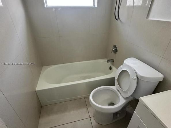 756 NW 5th St, Hallandale Beach FL 33009