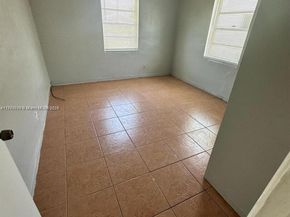 756 NW 5th St, Hallandale Beach FL 33009