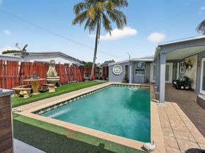 7120 Wilson St, Hollywood FL 33024