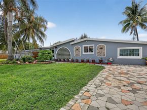 7120 Wilson St, Hollywood FL 33024