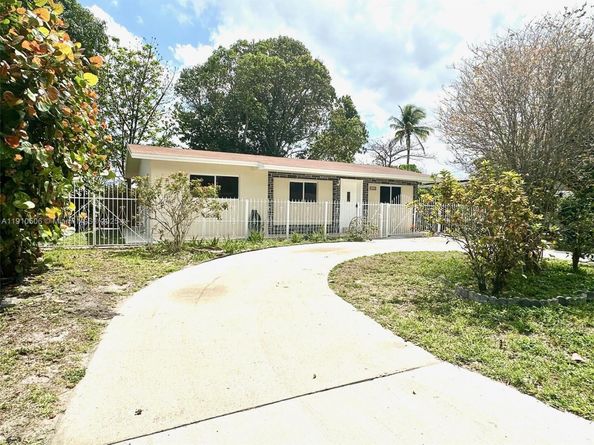 6440 SW 20th St, Miramar FL 33023