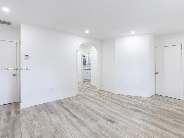 6440 SW 20th St, Miramar FL 33023