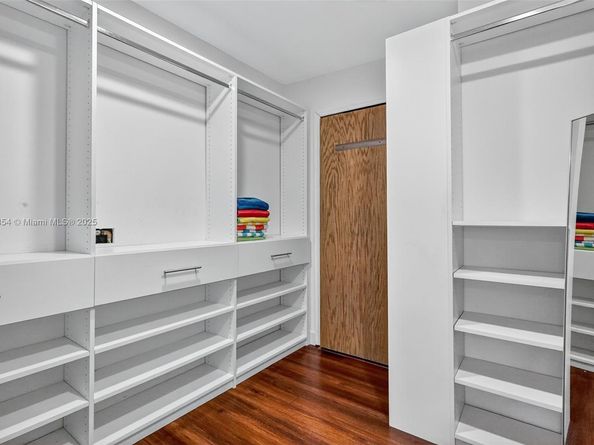 1949 Wiley St, Hollywood FL 33020