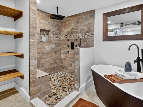 1949 Wiley St, Hollywood FL 33020