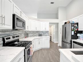 8795 NW 76th Pl, Tamarac FL 33321