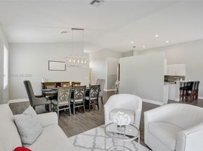 8795 NW 76th Pl, Tamarac FL 33321