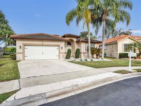 8795 NW 76th Pl, Tamarac FL 33321