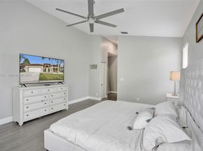 8795 NW 76th Pl, Tamarac FL 33321