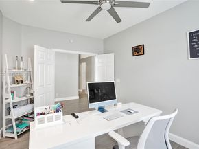 8795 NW 76th Pl, Tamarac FL 33321