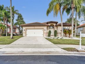 8795 NW 76th Pl, Tamarac FL 33321