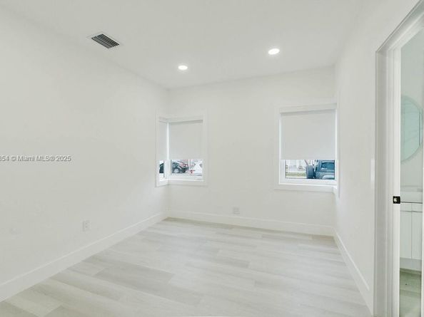 2101 SW 16th Ter, Miami FL 33145