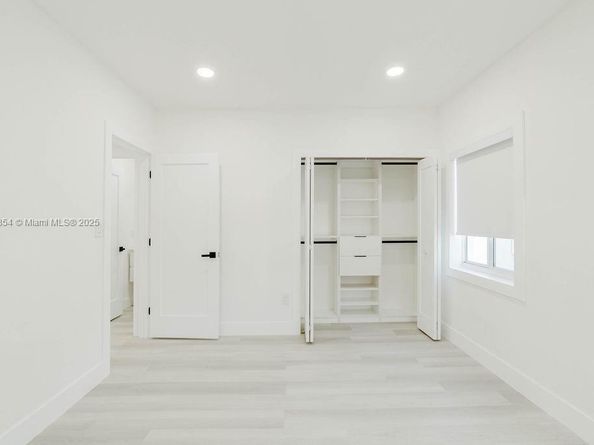 2101 SW 16th Ter, Miami FL 33145