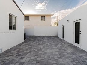 2101 SW 16th Ter, Miami FL 33145