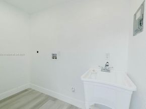 2101 SW 16th Ter, Miami FL 33145