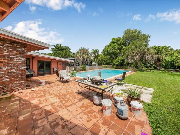 6801 SW 136th St, Pinecrest FL 33156