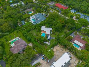 6801 SW 136th St, Pinecrest FL 33156