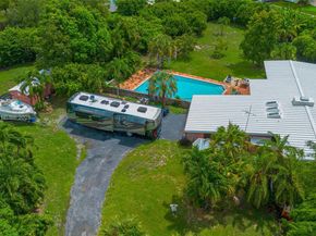 6801 SW 136th St, Pinecrest FL 33156