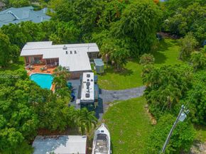 6801 SW 136th St, Pinecrest FL 33156