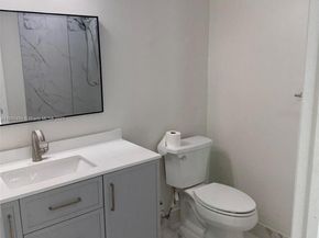 8183 NW 8th Mnr 9, Plantation FL 33324
