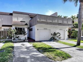 8183 NW 8th Mnr 9, Plantation FL 33324