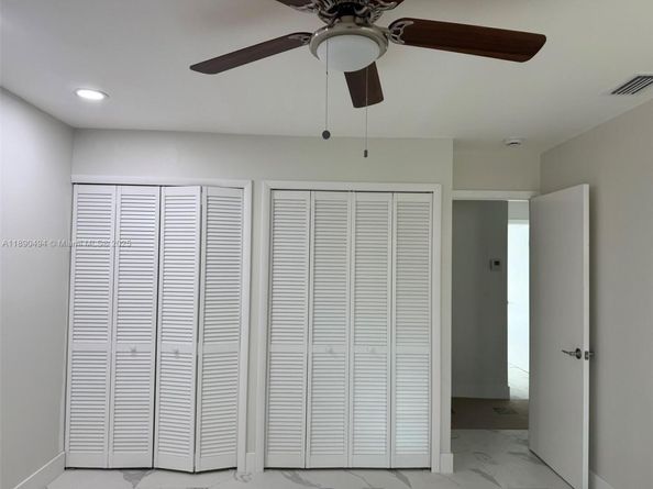 8183 NW 8th Mnr 9, Plantation FL 33324