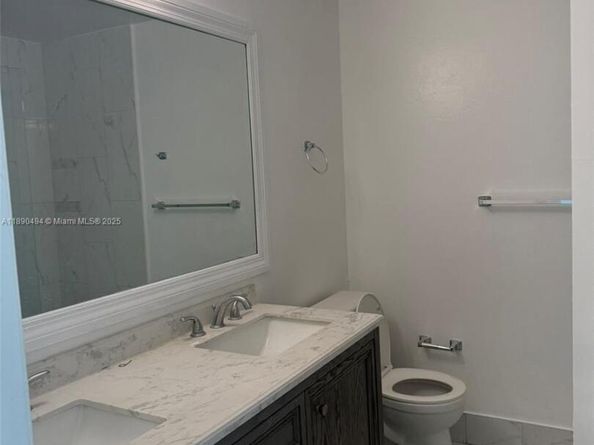 8183 NW 8th Mnr 9, Plantation FL 33324