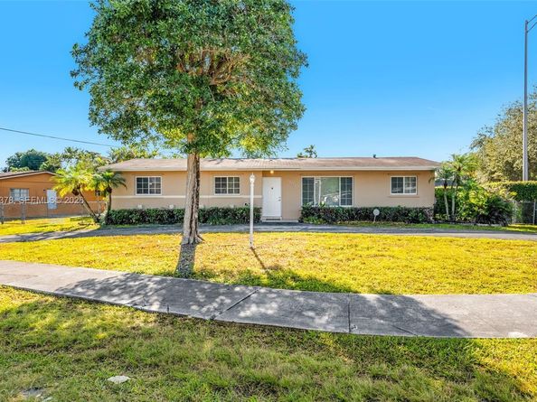 11190 SW 57th St, Miami FL 33173
