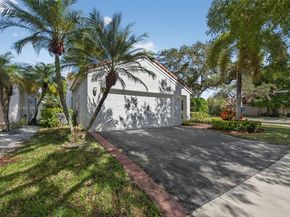 4357 Magnolia Ridge Dr, Weston FL 33331