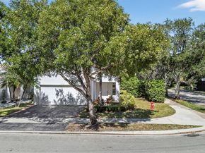 4357 Magnolia Ridge Dr, Weston FL 33331