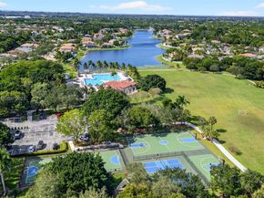 4357 Magnolia Ridge Dr, Weston FL 33331
