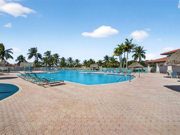 4357 Magnolia Ridge Dr, Weston FL 33331