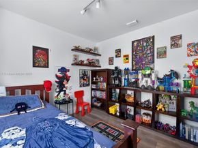 4357 Magnolia Ridge Dr, Weston FL 33331