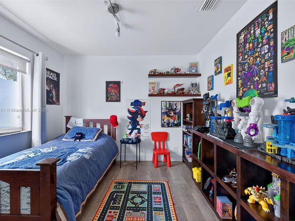 4357 Magnolia Ridge Dr, Weston FL 33331